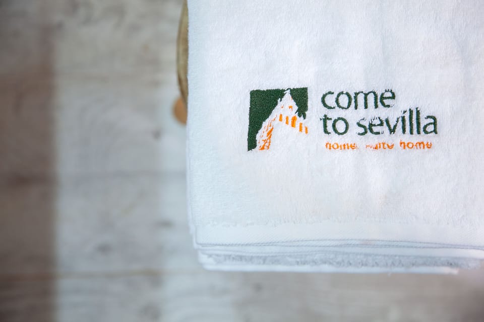 Casa de Mariana 3. Dúplex | Iron/ironing board (on request), WiFi (free), bed sheets