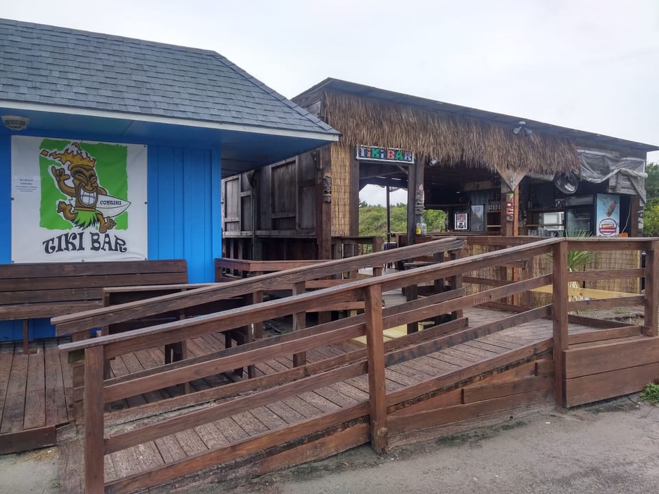 Tiki Bar 