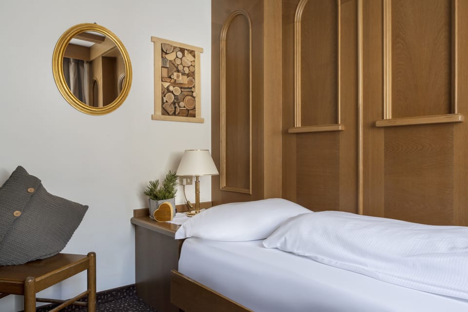 In-room safe, desk, blackout drapes, soundproofing