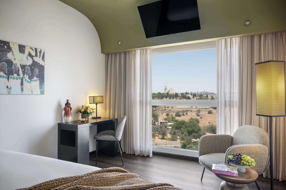 Deluxe Old City Top | Premium bedding, minibar, in-room safe, desk