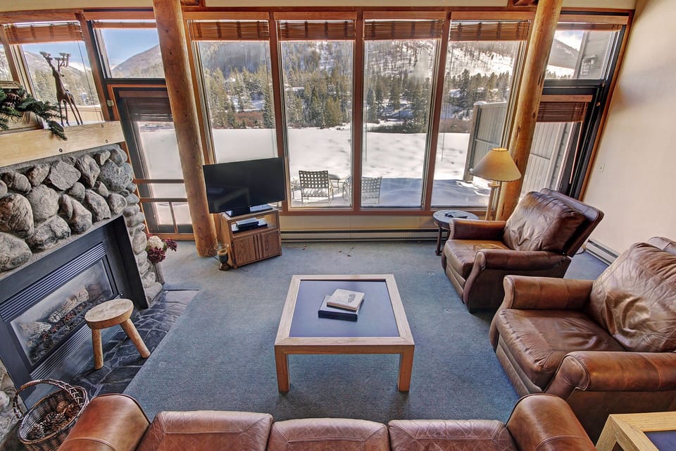 Condo, 2 Bedrooms | Interior