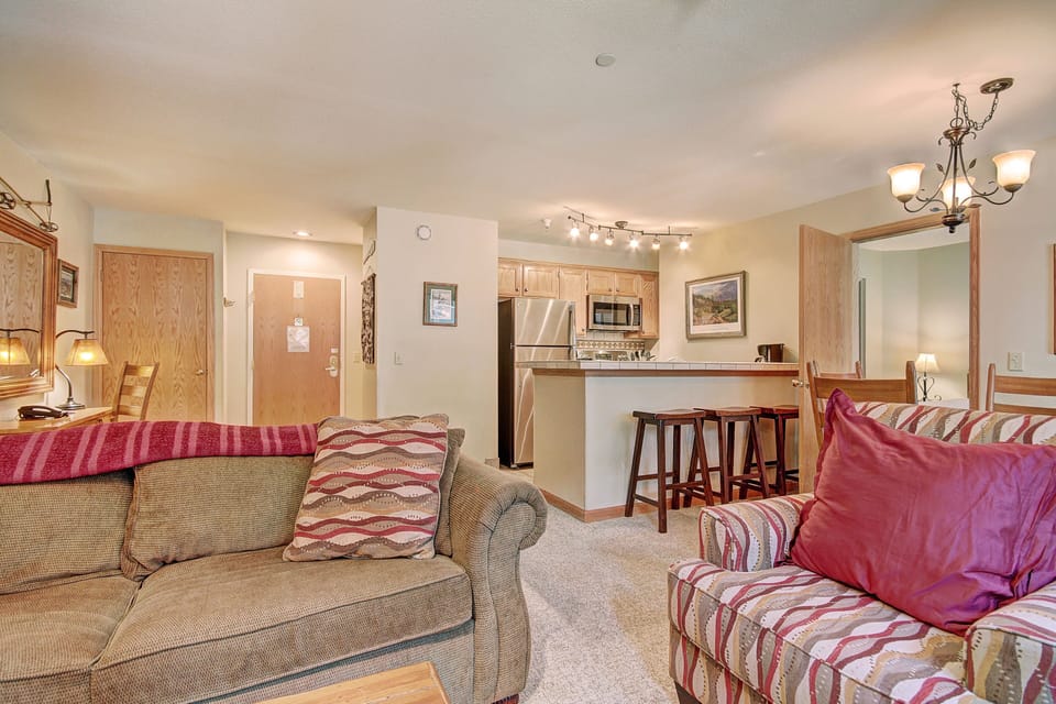 Condo, 1 Bedroom | Living area | TV, DVD player