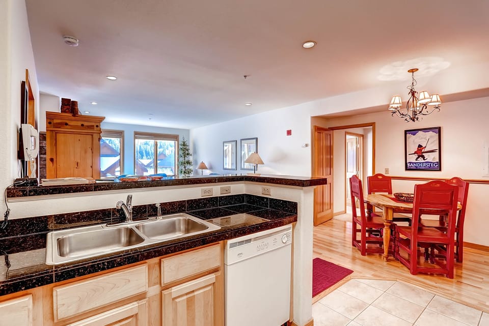 Condo, 2 Bedrooms | Private kitchen | Full-size fridge, microwave, oven, stovetop