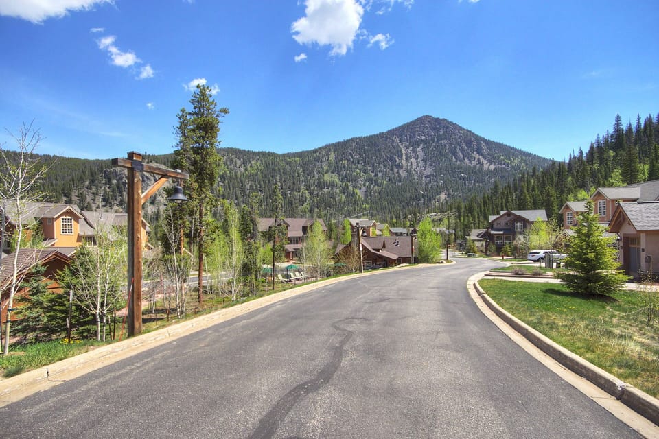 Townhome, 2 Bedrooms | Street view