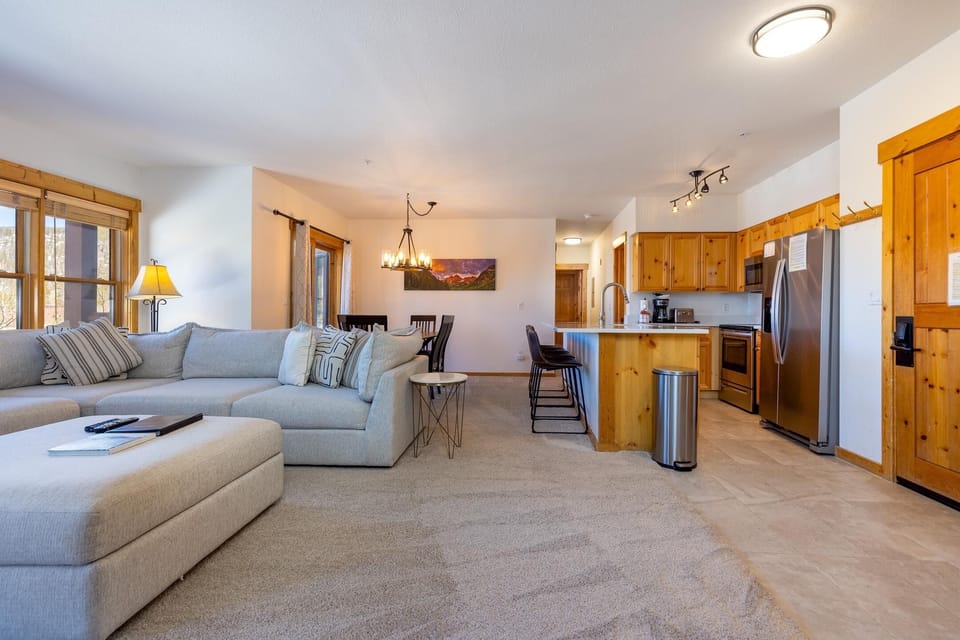 Condo, 3 Bedrooms | Living area | Flat-screen TV, DVD player