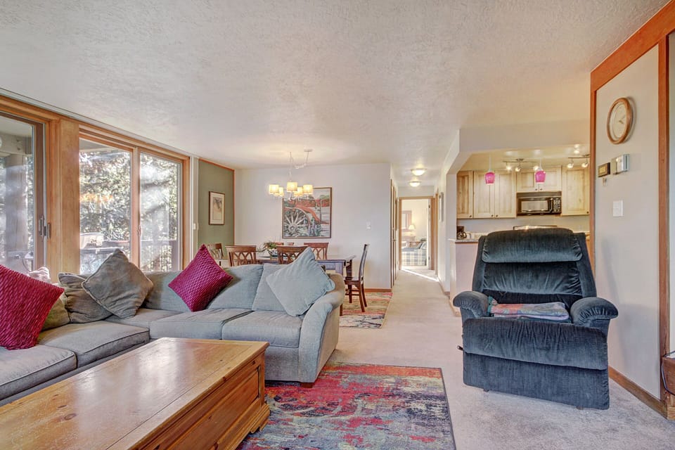 Condo, 2 Bedrooms | Interior