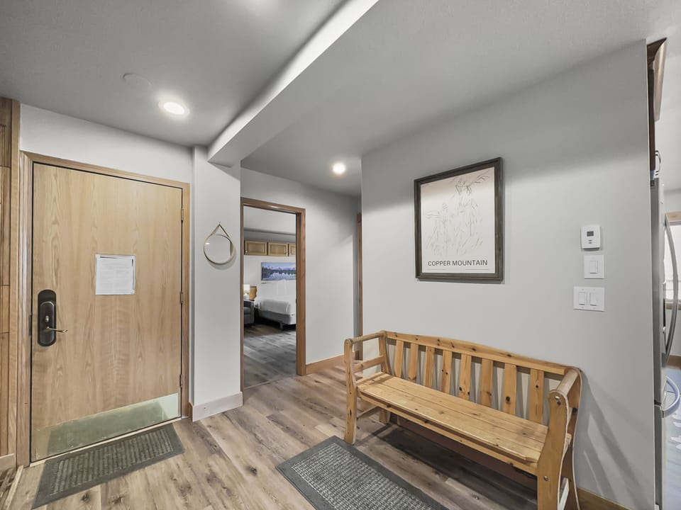 Condo, 2 Bedrooms | Interior