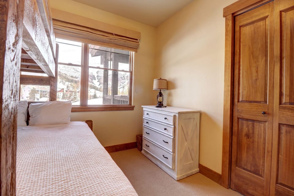 Townhome, 1 Bedroom | 1 bedroom, laptop workspace, iron/ironing board, free WiFi