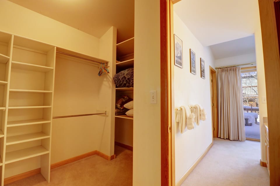 House, 3 Bedrooms | Interior