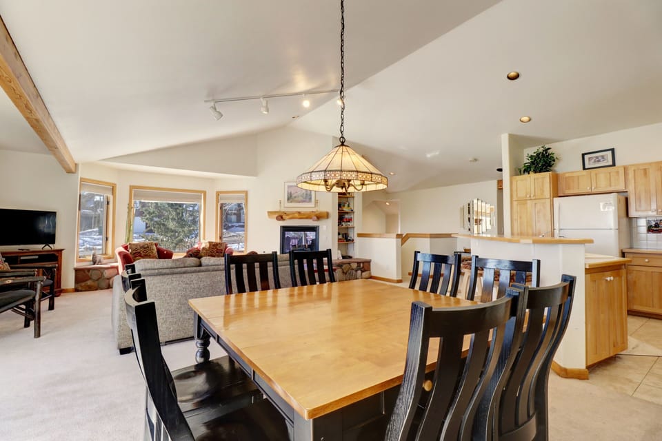 House, 3 Bedrooms | Dining