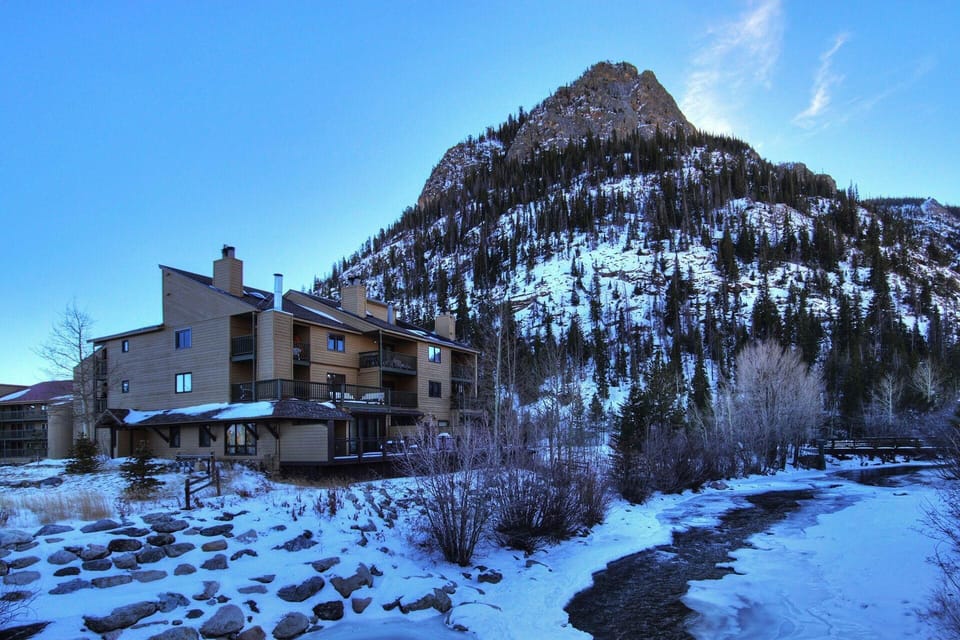 Condo, 2 Bedrooms | Exterior