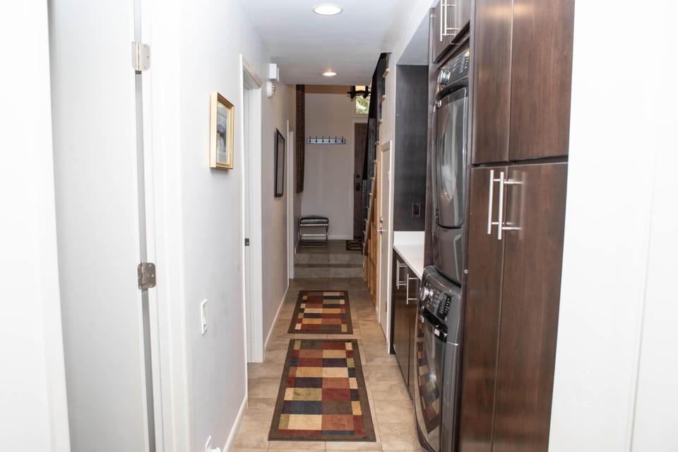Townhome, 3 Bedrooms | Interior