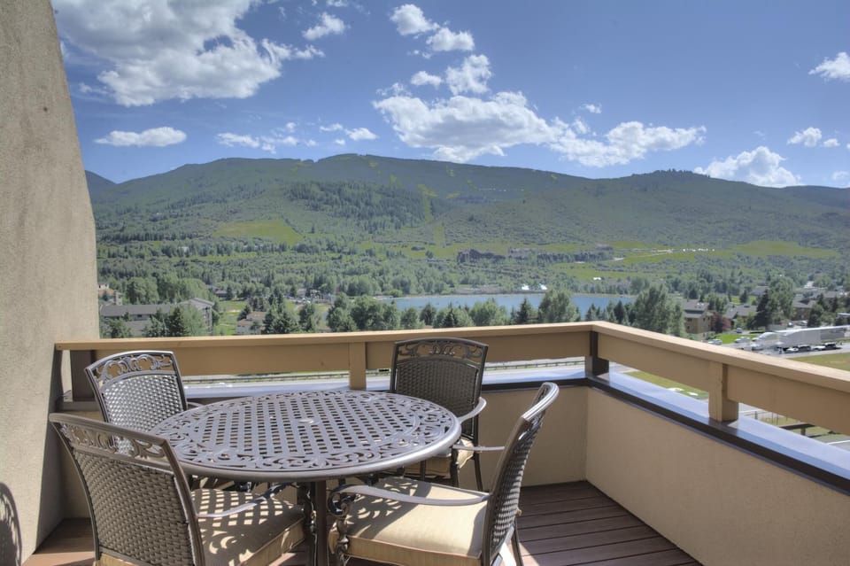 Townhome, 4 Bedrooms | Mountain view