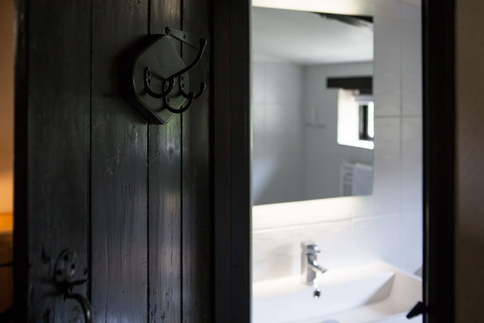 Family Room (Room 5) | Bathroom | Free toiletries, towels, shampoo