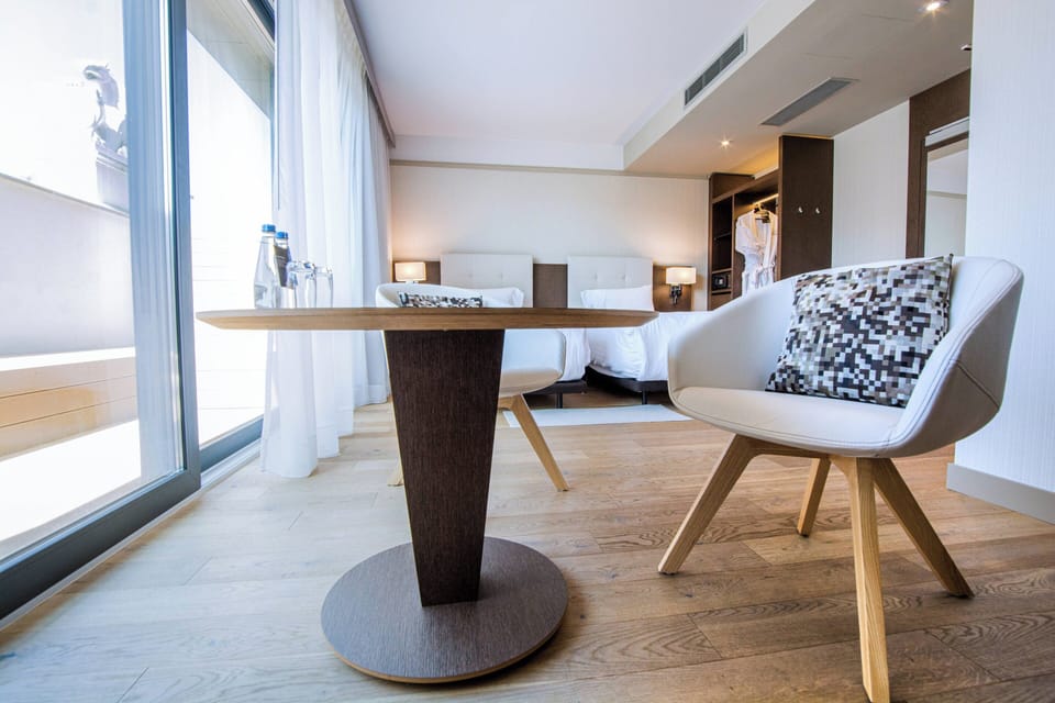 Standard Room, 2 Twin Beds, Balcony | Minibar, in-room safe, desk, laptop workspace
