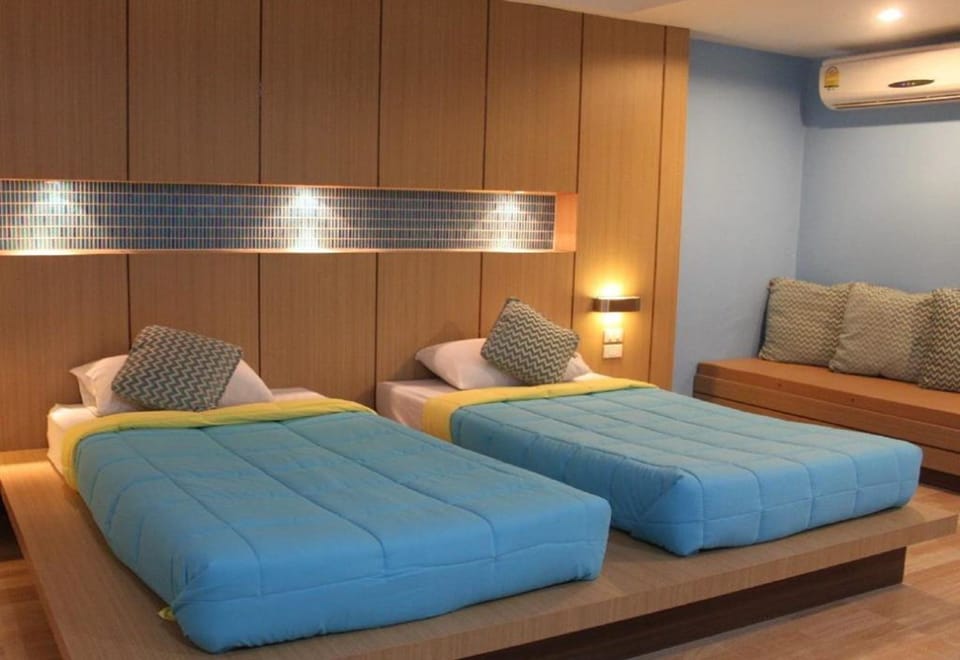 Suite Twin Room | Free WiFi