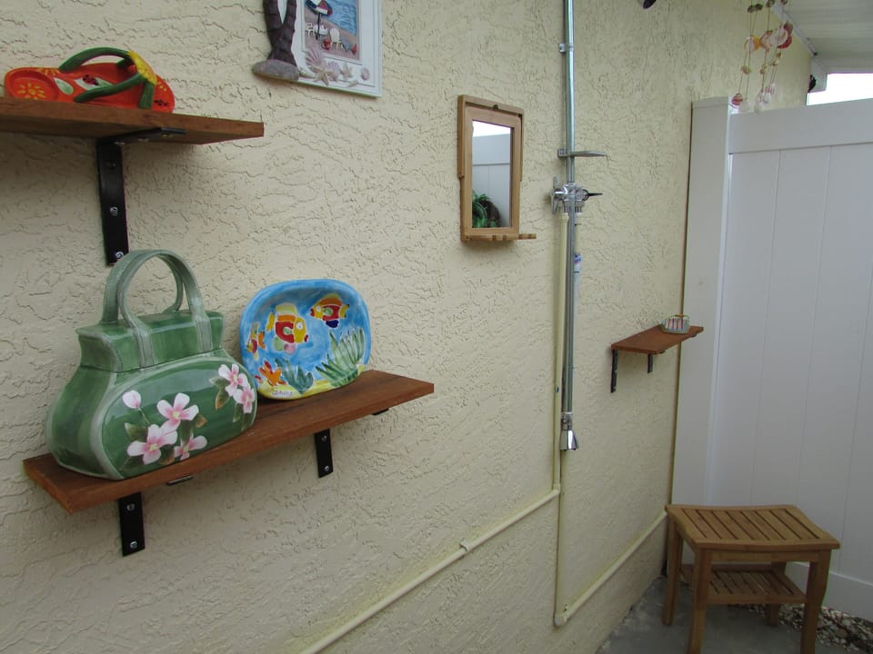 Outside shower.  Hot/cold water.  Great to rinse off when returning from beach.