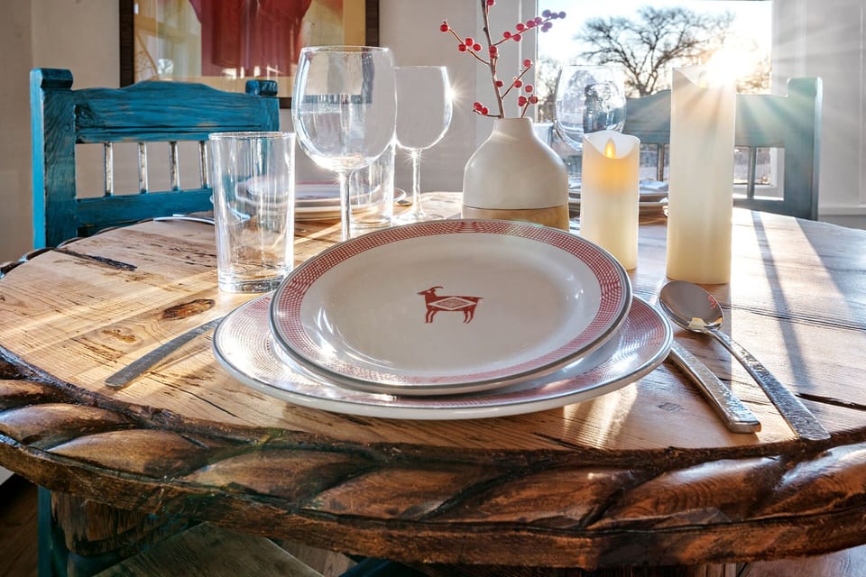 Reproductions of the original Mimbreno China used on the Fred Harvey railway.