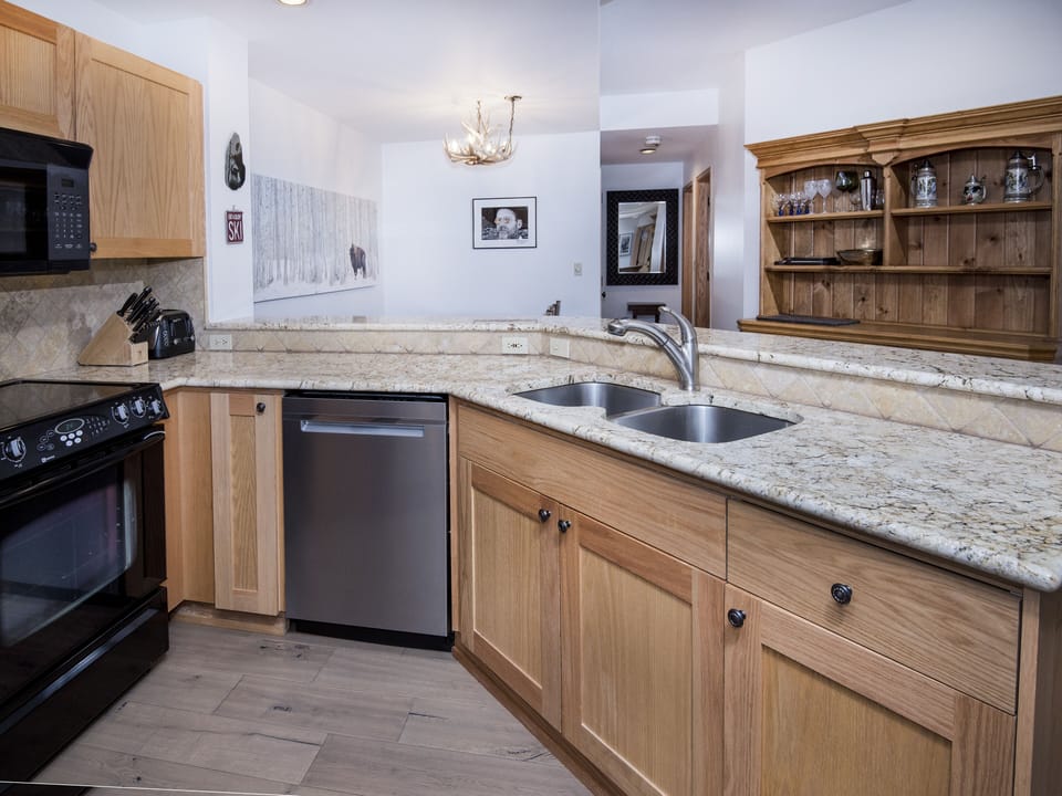 Open kitchen 