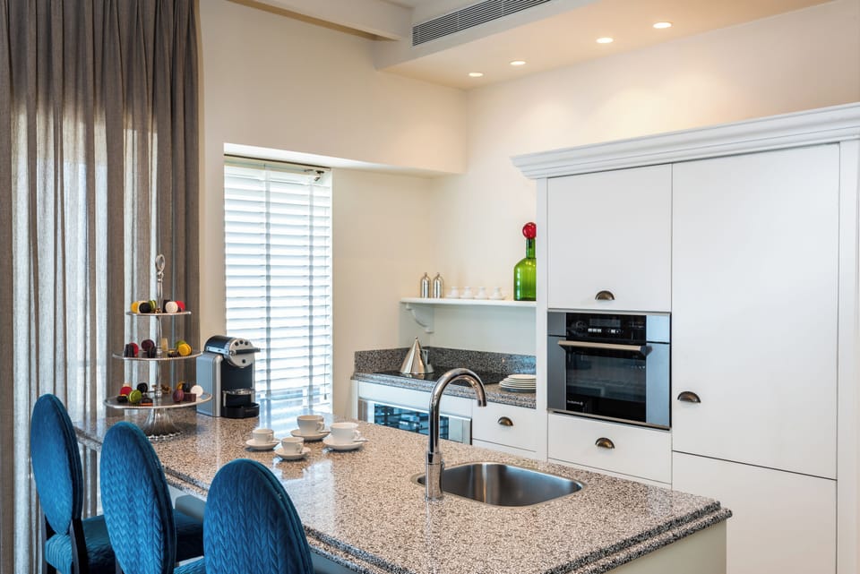 Royal Suite, 2 Bedrooms, Sea View | Private kitchen | Coffee/tea maker