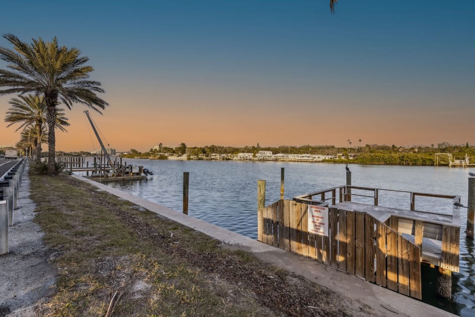Your private fishing pier on the Intracoastal Waterway. 