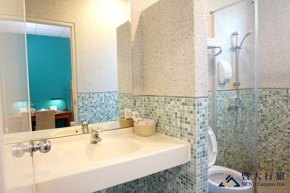 Standard Double Room | Free minibar, desk, blackout drapes, free WiFi