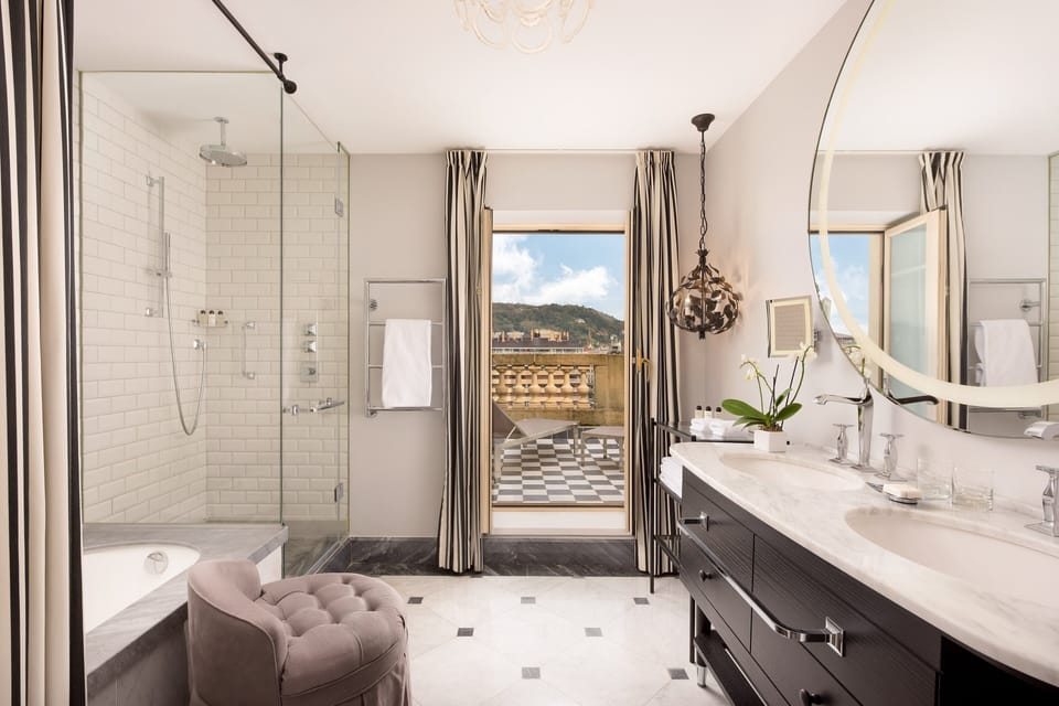 Royal Suite, 1 Bedroom, River View | Bathroom | Eco-friendly toiletries, hair dryer, bathrobes, slippers