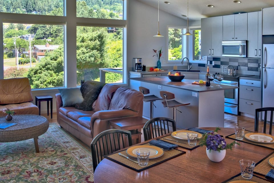Dining Table View