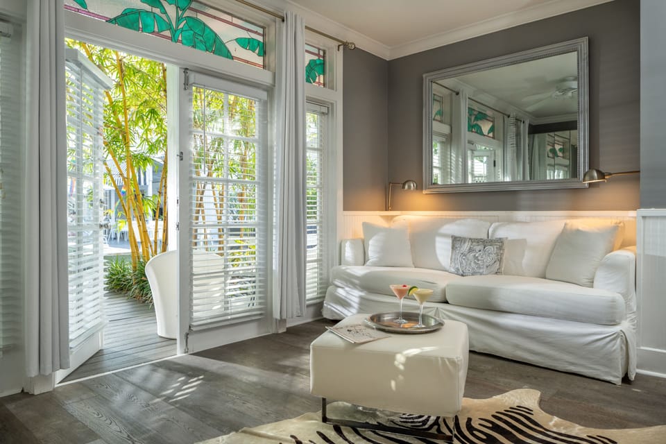 Superior Studio Suite, 1 King Bed with Sofa bed, Accessible, Refrigerator & Microwave | Free WiFi, bed sheets