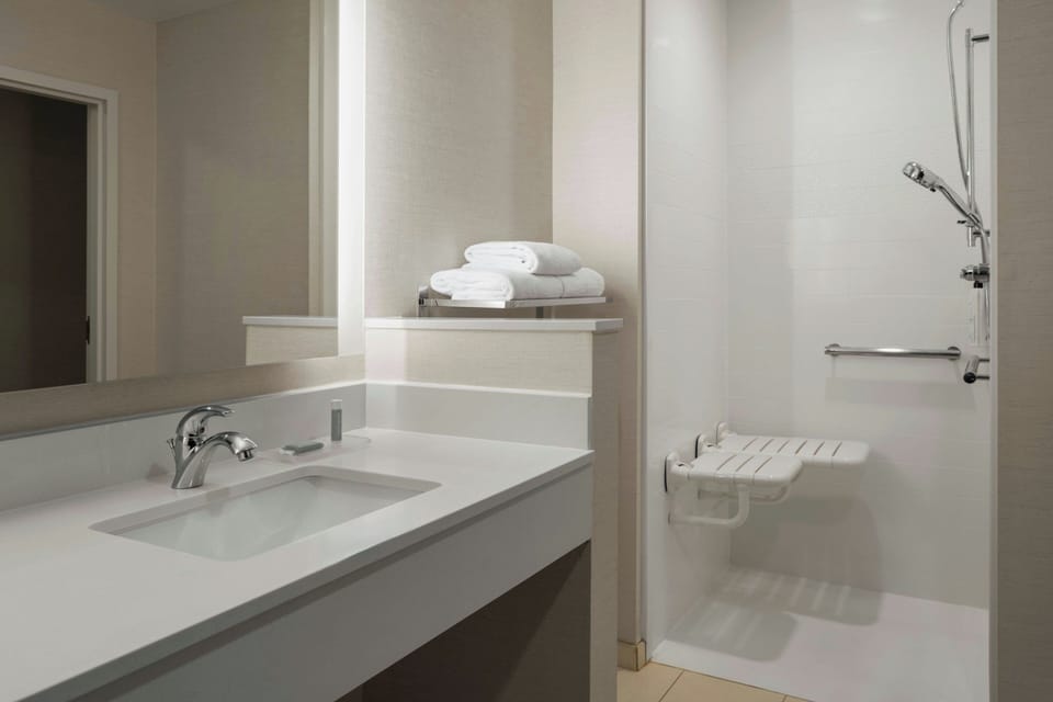 Hair dryer, towels
