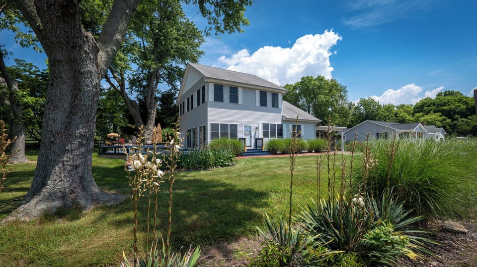 2000+ sq ft of home. Covered carport and private drive. Large deck and yard.