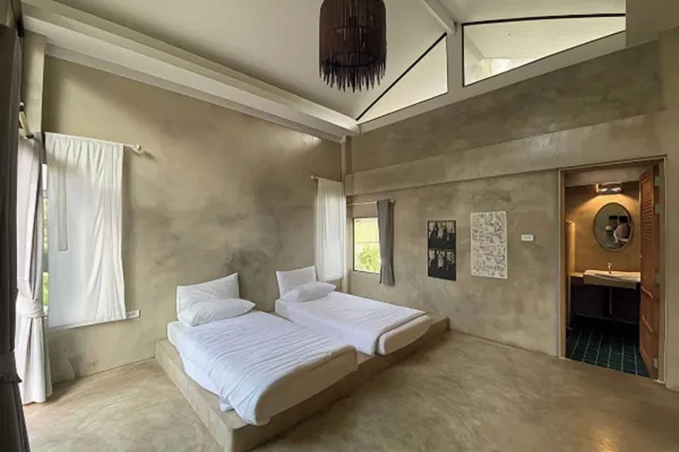 Deluxe room with River View | Free WiFi, bed sheets