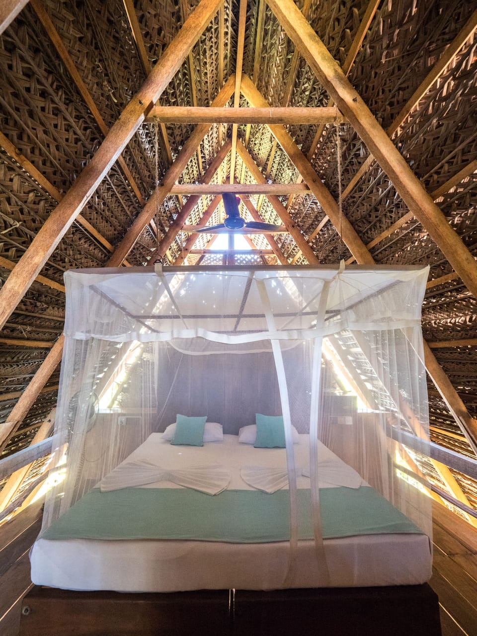 Design Tree House, 1 King Bed | Minibar, in-room safe, individually decorated, individually furnished