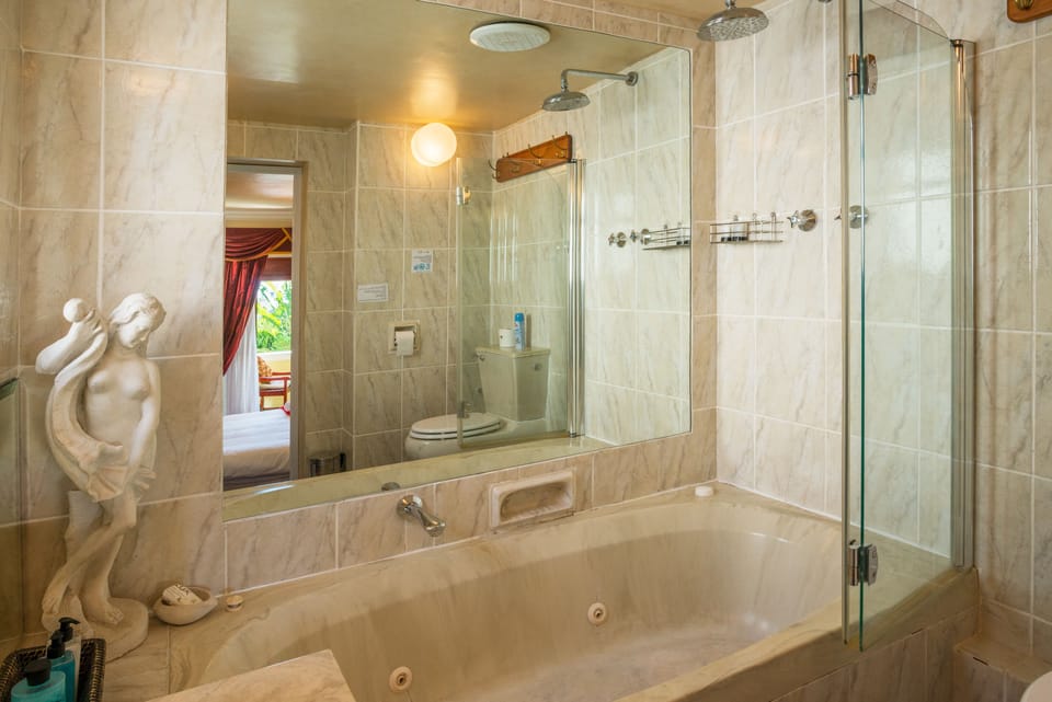 Mid Level En-suite room | Bathroom | Separate tub and shower, deep soaking tub, hair dryer, bathrobes