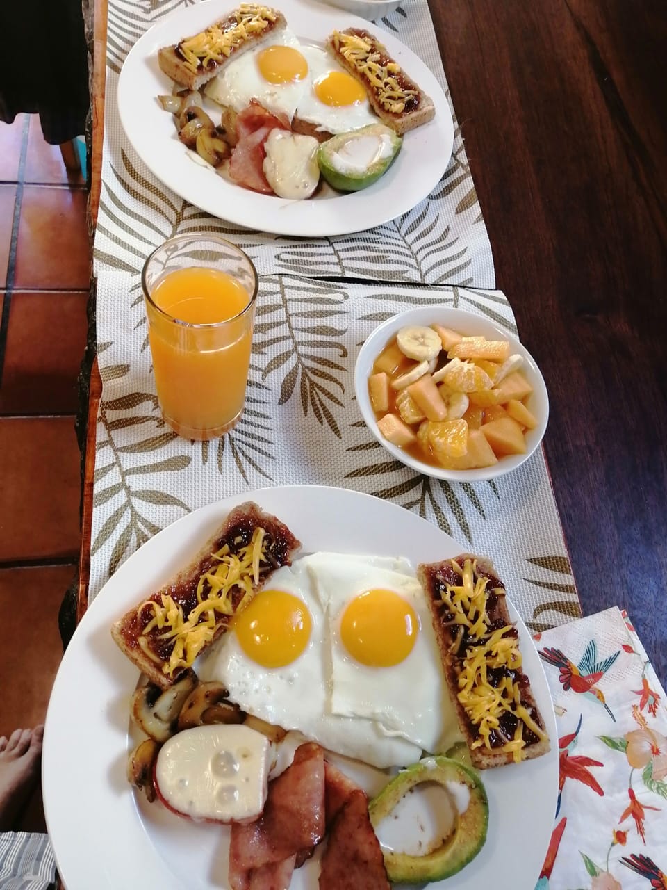 Daily English breakfast for a fee