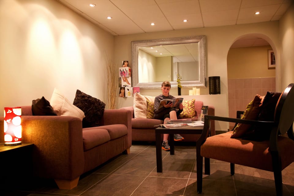 Sauna, hot tub, body treatments, hydrotherapy, body wraps, body scrubs