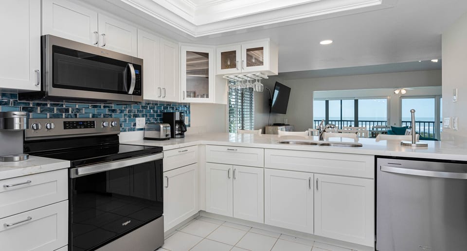 Completely remodeled kitchen with all new appliances