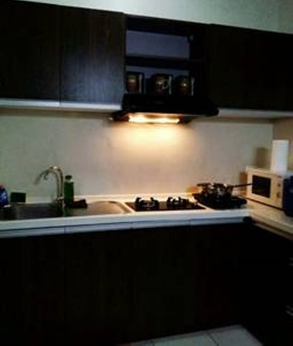 Condo, 2 Bedrooms | Private kitchenette | Full-size fridge, microwave, stovetop, electric kettle