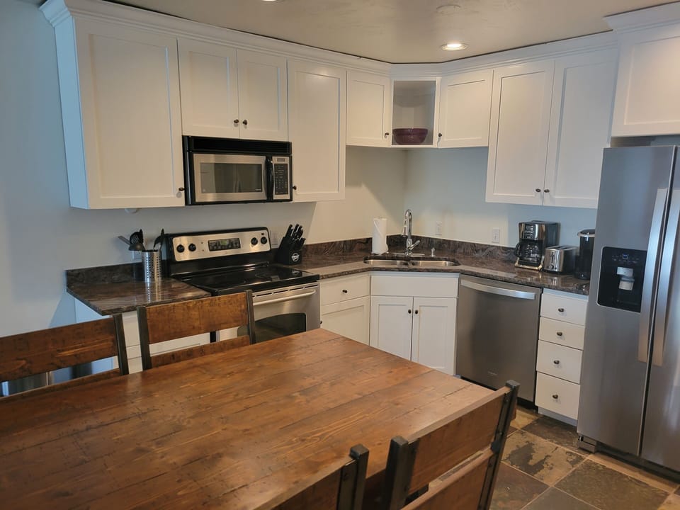 Kitchen/Dining