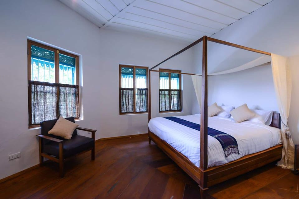Suite  | Desk, blackout drapes, free WiFi, bed sheets