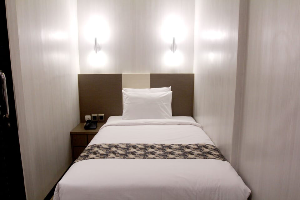 Standard Room | Premium bedding, desk, soundproofing, free WiFi