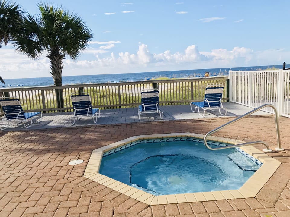Seaspray hot tub is located next to pool #2.  Nice and warm for star gazing!
