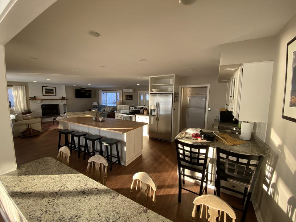 www.luptonproperties.com
