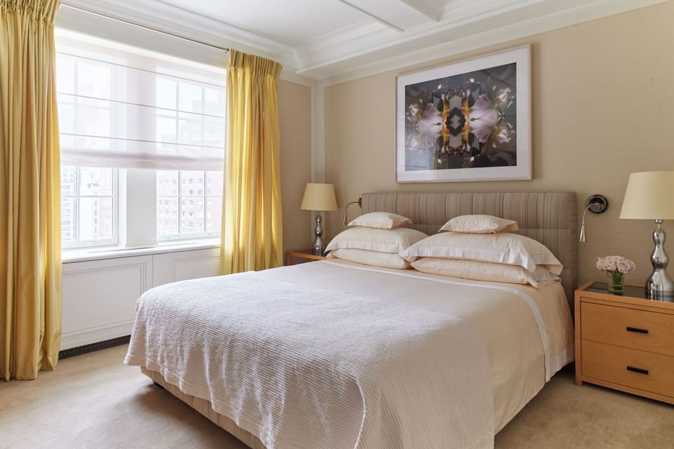 Manhattan Suite | Premium bedding, down comforters, minibar, in-room safe