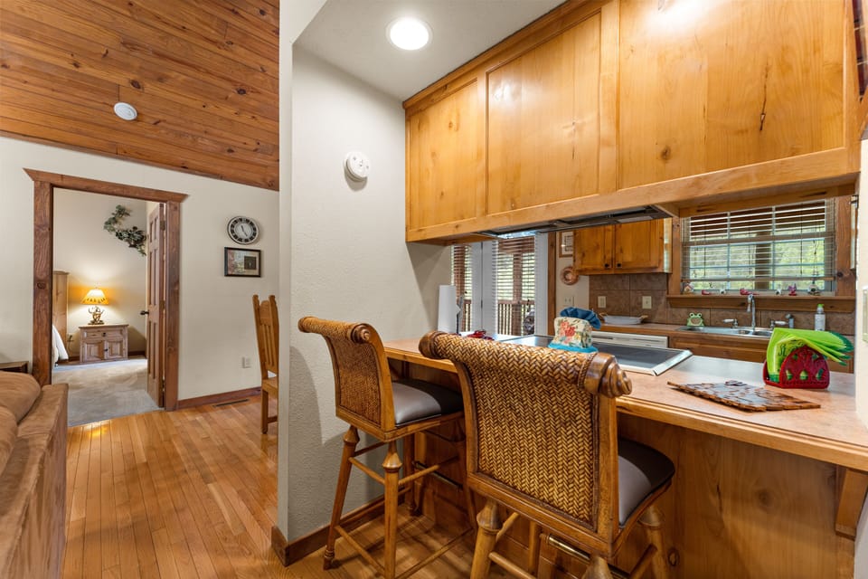 Cottage, 2 Bedrooms | Interior