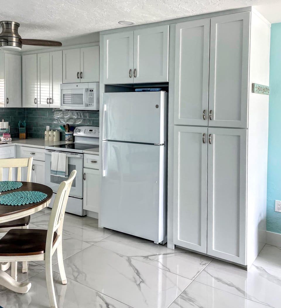 The eat-in kitchen has large pantry with lots of storage.