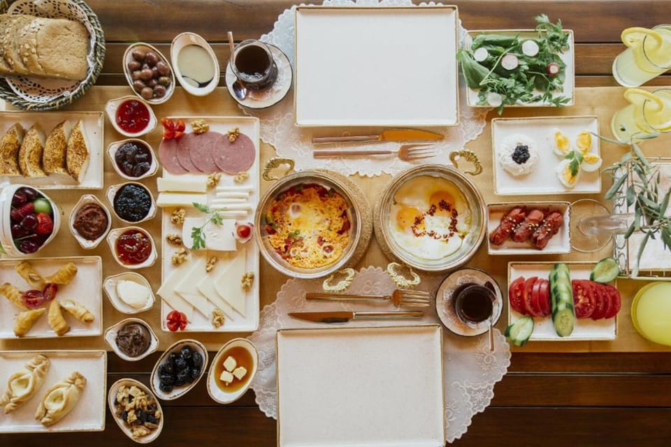 Daily full breakfast for a fee