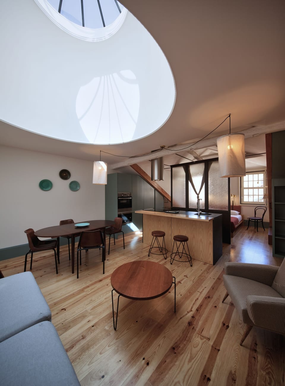 Deluxe Apartment, 1 Bedroom | Living area | 81-cm flat-screen TV with satellite channels, TV