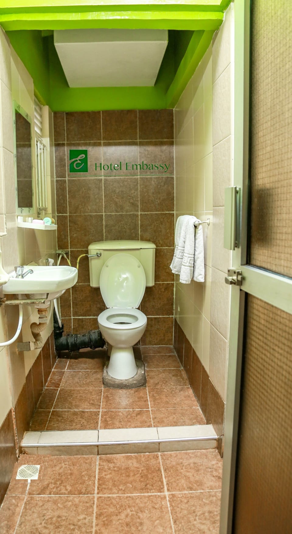 Shower, free toiletries, slippers, towels