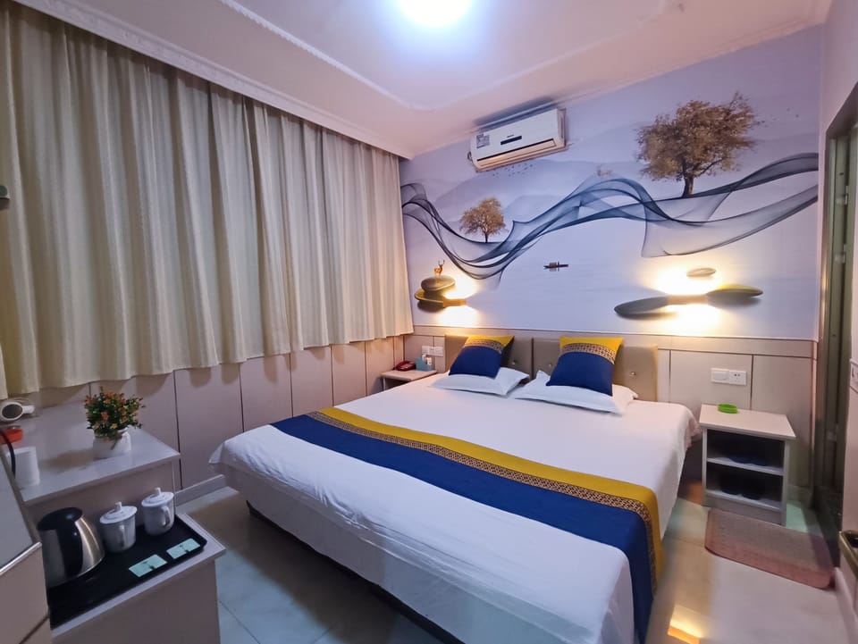 Comfort Double Room | Premium bedding, down comforters, memory foam beds, desk